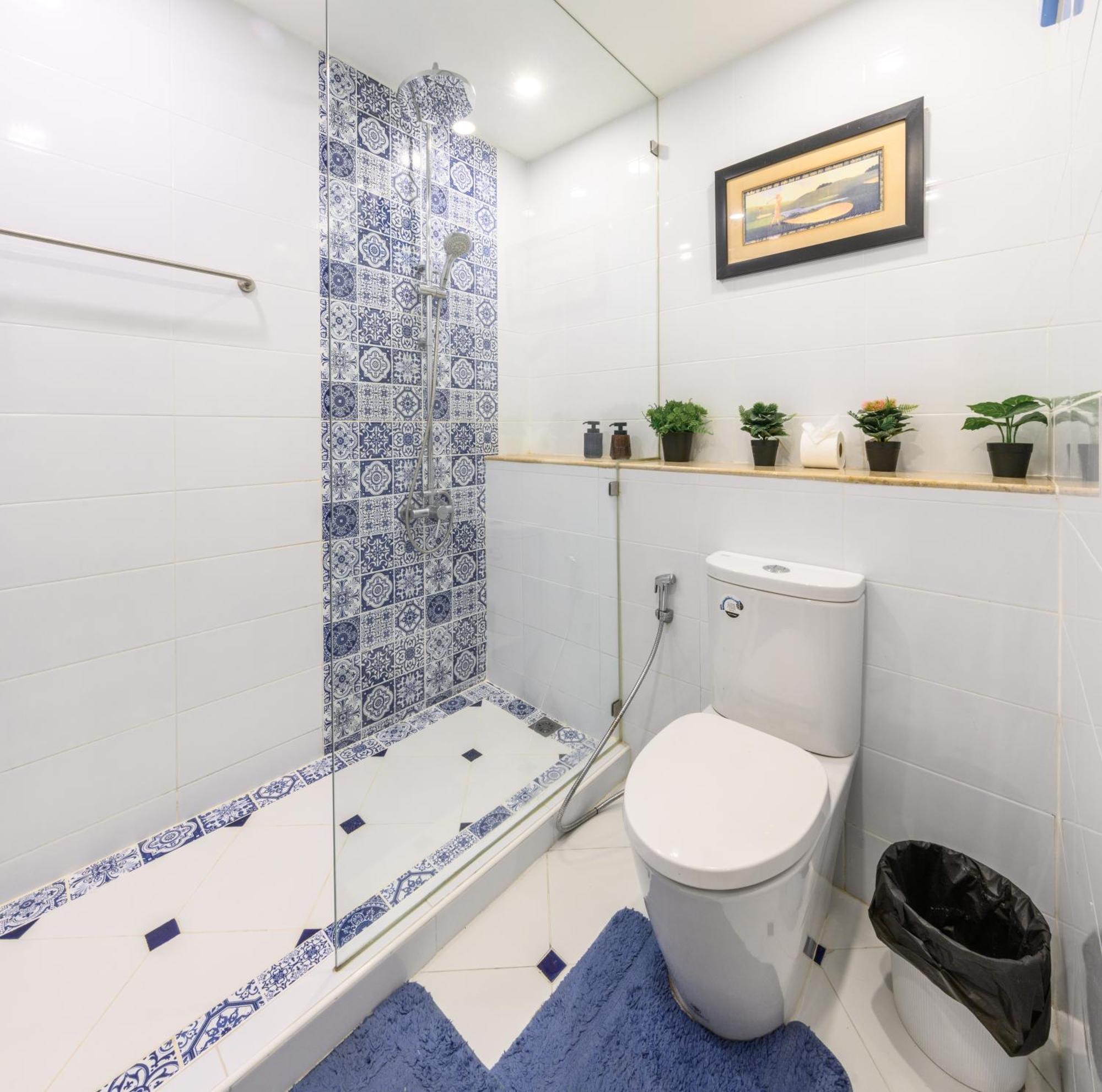 Jomtien Beachfront Stylish Studio , Stunning Seaview , Big Pool Esterno foto